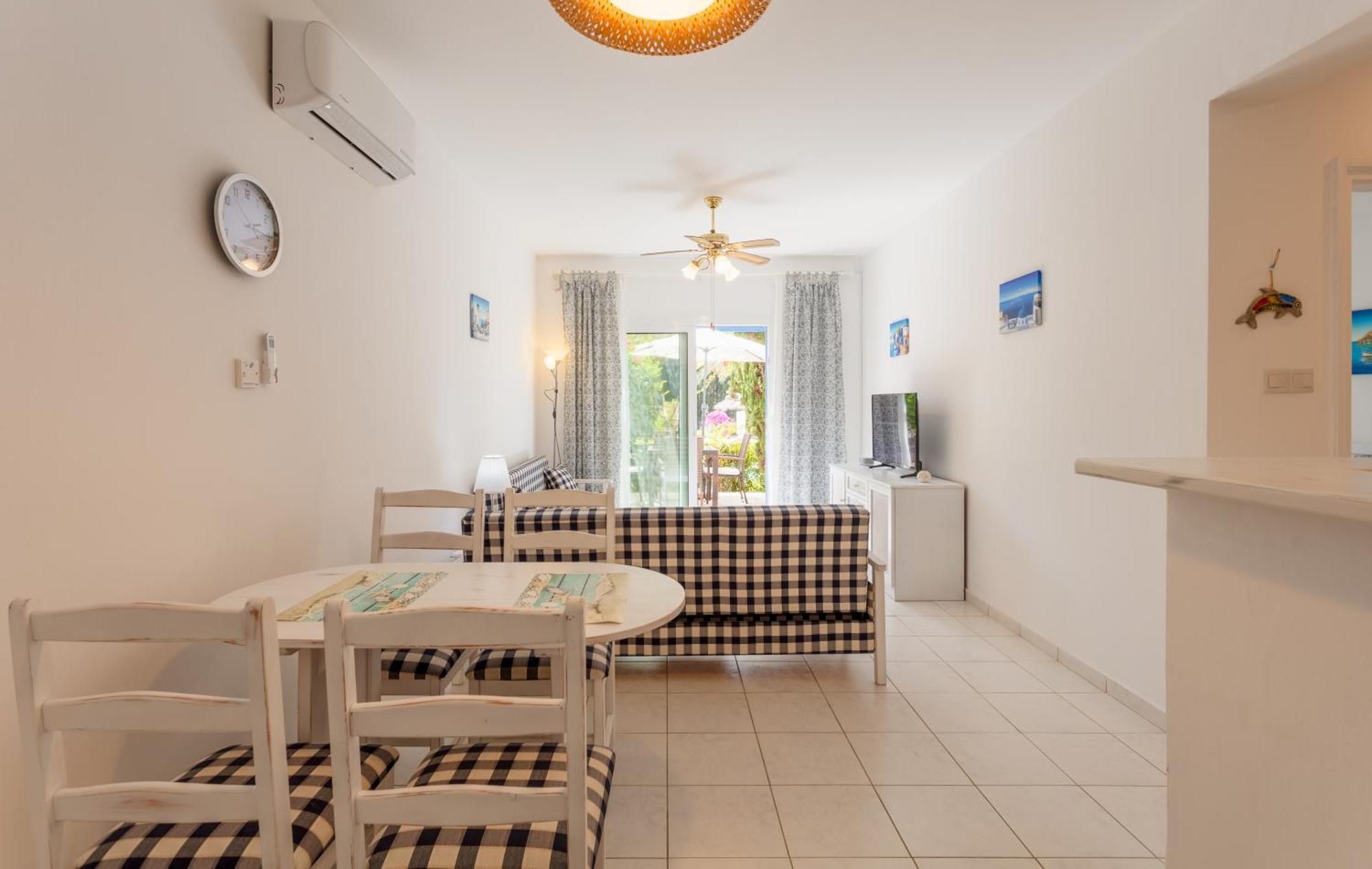 Apartament Regina Gardens Lovely